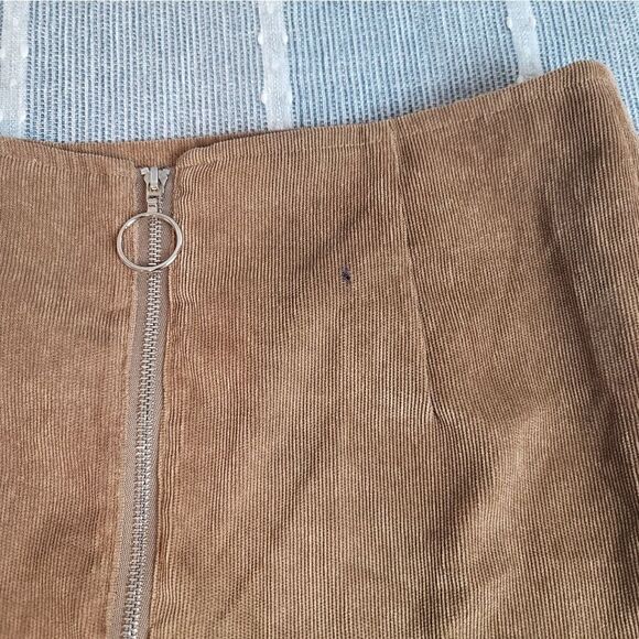 THE IMPECCABLE PIG *Imperfect* Corduroy Skirt - Picture 4 of 8